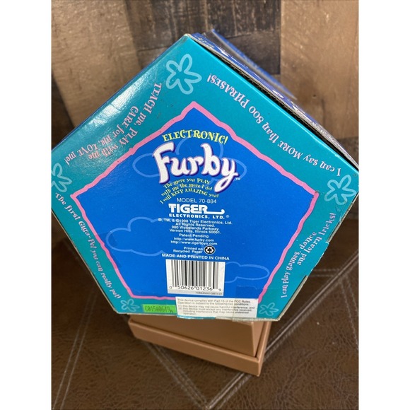 Furby Tiger Electric Special Limited Edition Pastel Purple Yellow Blue Eyes Vtg - Picture 16 of 16